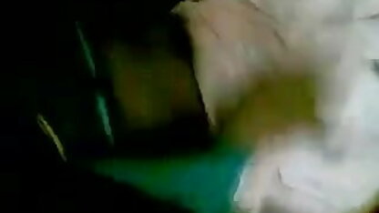 वर्चस्व बैठे एक बीएफ सेक्सी मूवी एचडी फुल चेहरे पर एक नाराज आदमी के साथ एक योनि